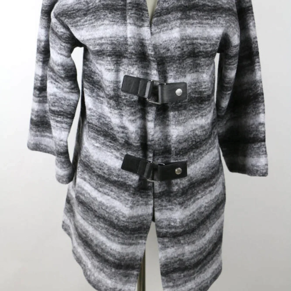 Michael Kors Black and White Lightweight‎ Coat New with Tags